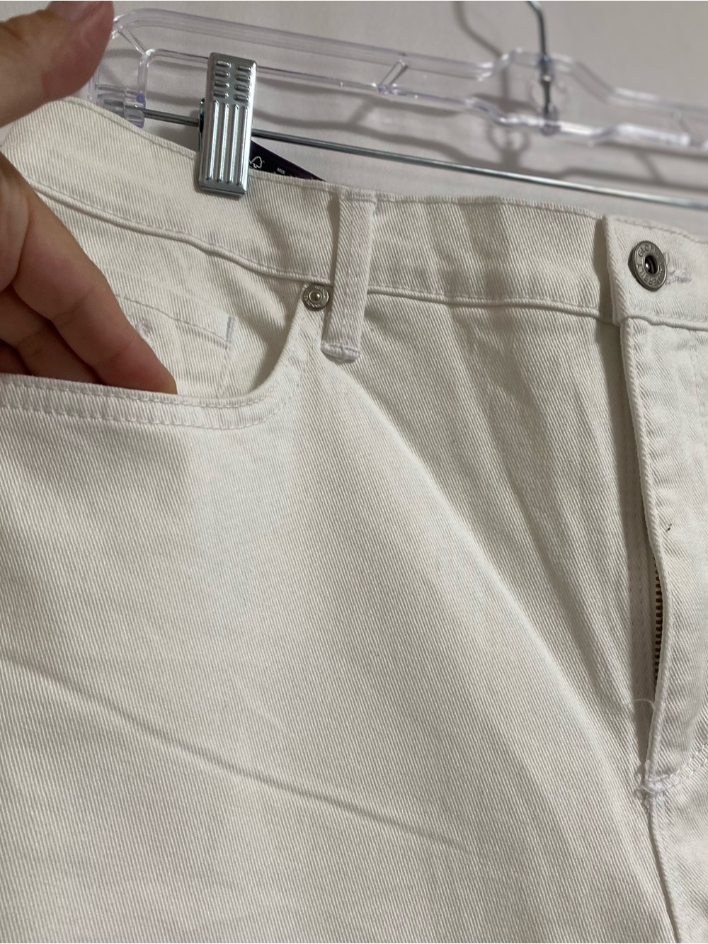 Gloria Vanderbilt White Straight-Leg Jeans - Picture 5 of 13